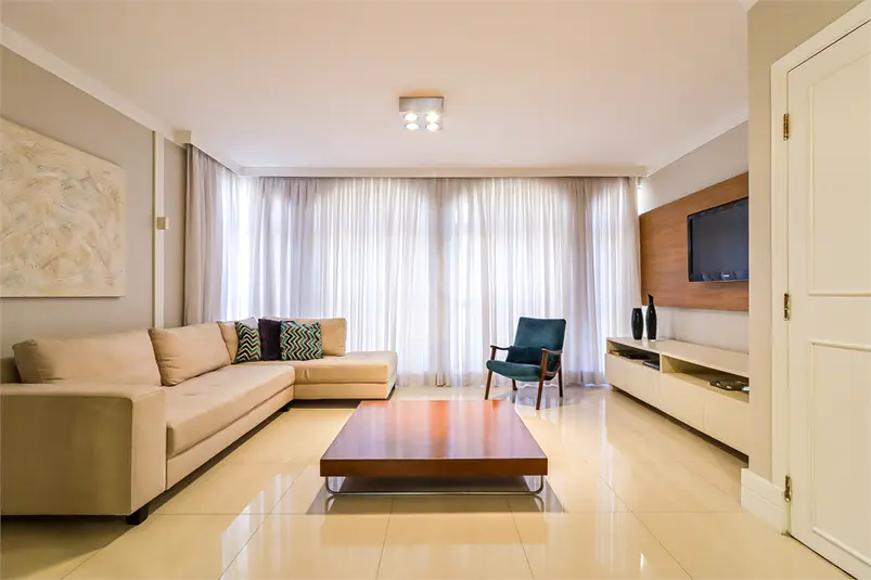 Apartamento com 4 quartos à venda em Jardim América – SP