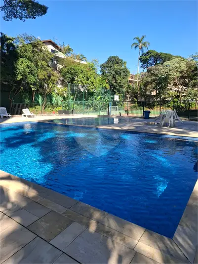 Apartamento com 3 quartos para alugar em Tremembé – SP