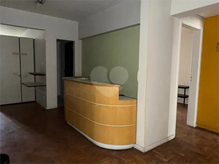 Salas à venda ou para alugar em Bela Vista – SP
