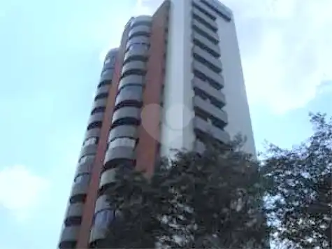 Apartamento com 3 quartos para alugar em Tremembé – SP