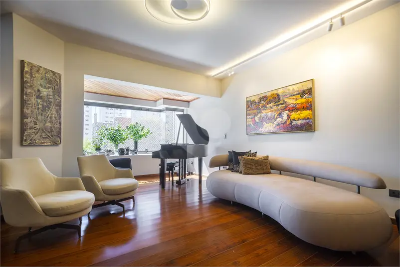 Apartamento com 3 quartos à venda em Vila Nova Conceição – SP
