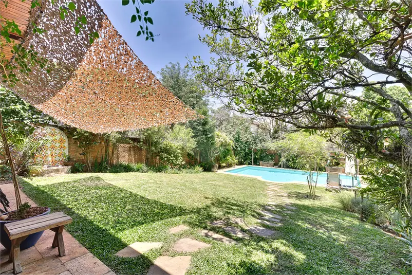 Casa térrea com 4 quartos à venda em Alto da Boa Vista – SP