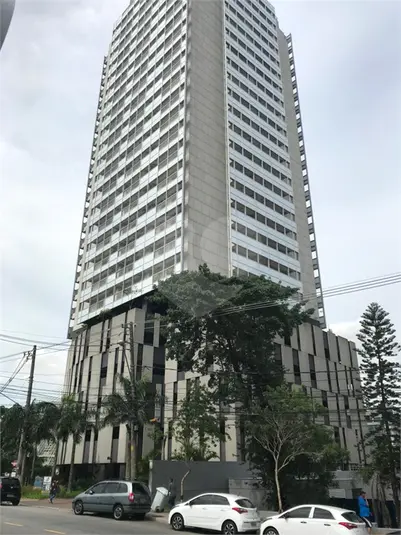 Salas para alugar em Real Parque – SP