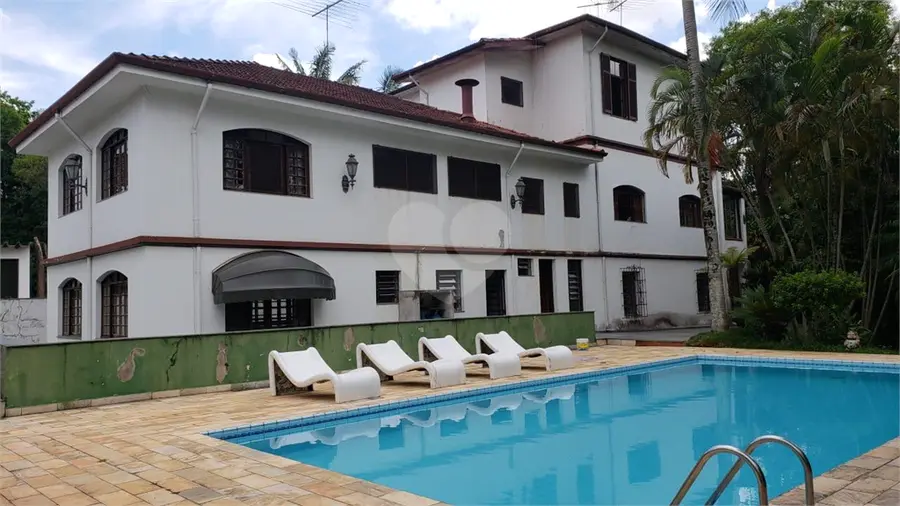 Casa com 4 quartos à venda em Horto – SP