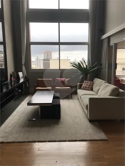 Duplex com 3 quartos à venda em Pinheiros – SP
