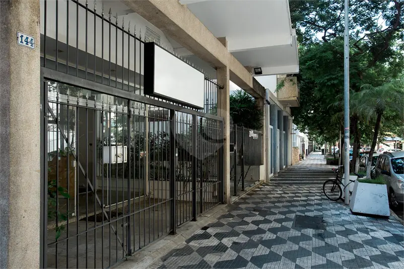 Salão Comercial para alugar em Santa Cecília – SP