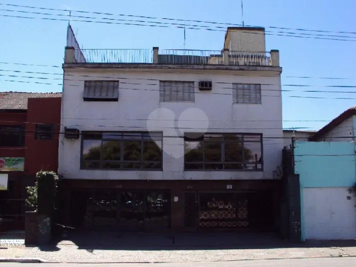 Prédio inteiro à venda em Bom Retiro – SP