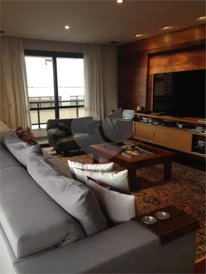 Apartamento com 4 quartos à venda em Santana – SP