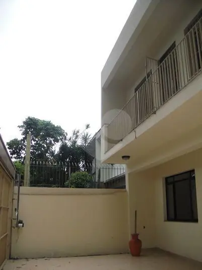 Sobrado com 4 quartos à venda em Moema – SP