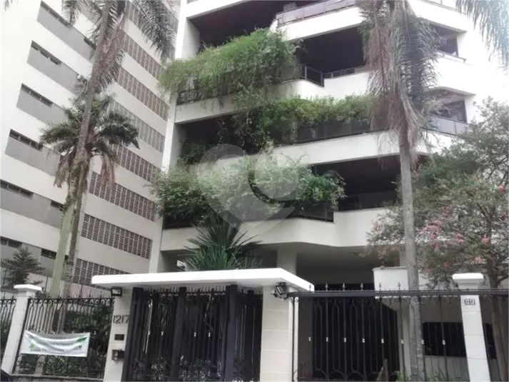 Cobertura com 5 quartos à venda ou para alugar em Cerqueira Cesar – SP