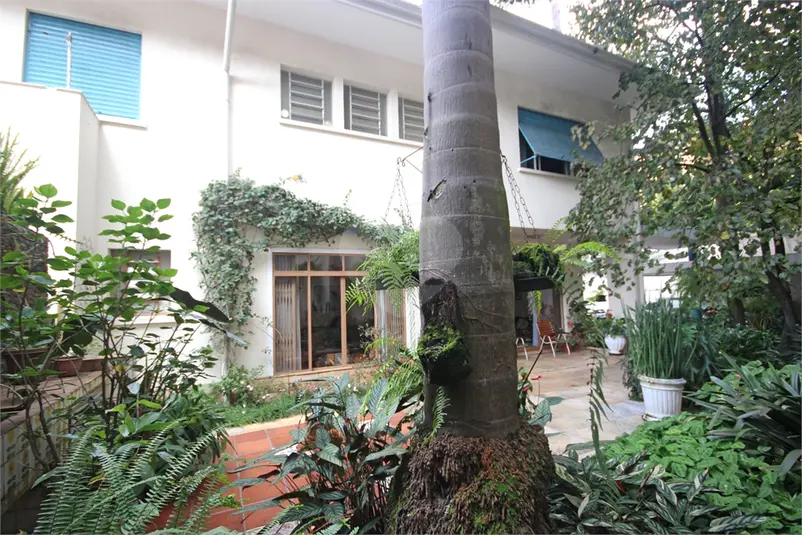 Casa com 3 quartos à venda em Pacaembú – SP