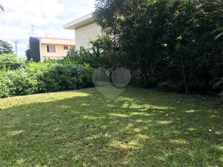 Terreno à venda em Alto de Pinheiros – SP