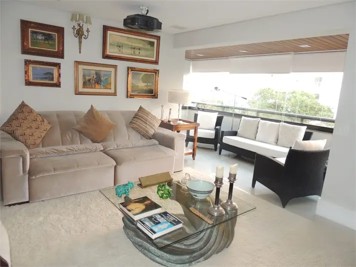 Apartamento com 3 quartos à venda em Campo Belo – SP