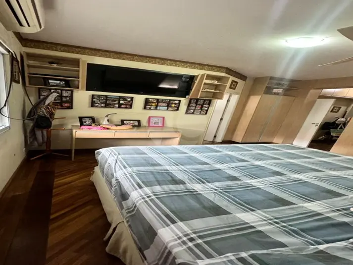 Sobrado com 5 quartos à venda em Santana – SP
