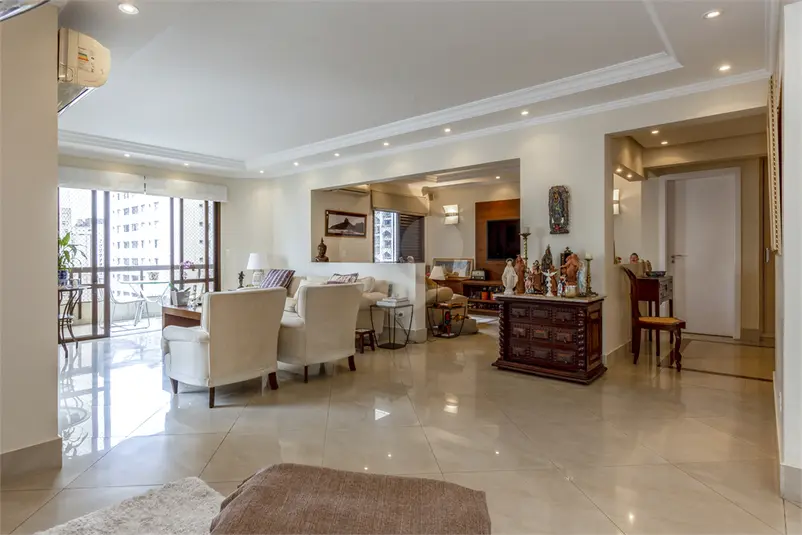 Apartamento com 3 quartos à venda em Moema – SP