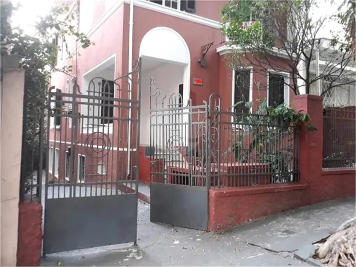 Casa com 4 quartos à venda em Bela Vista – SP