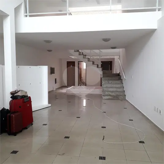 Prédio inteiro à venda ou para alugar em Jardim São Paulo(zona Norte) – SP