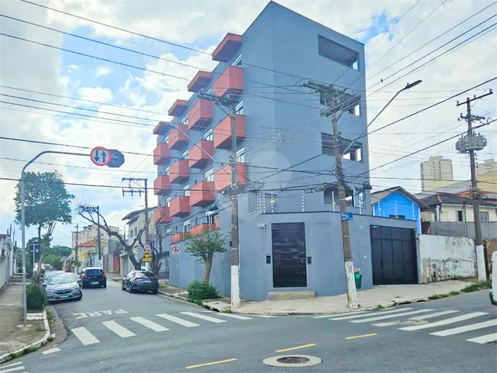 Prédio inteiro com 16 quartos à venda em Saúde – SP