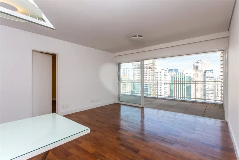 Apartamento com 3 quartos à venda em Itaim Bibi – SP