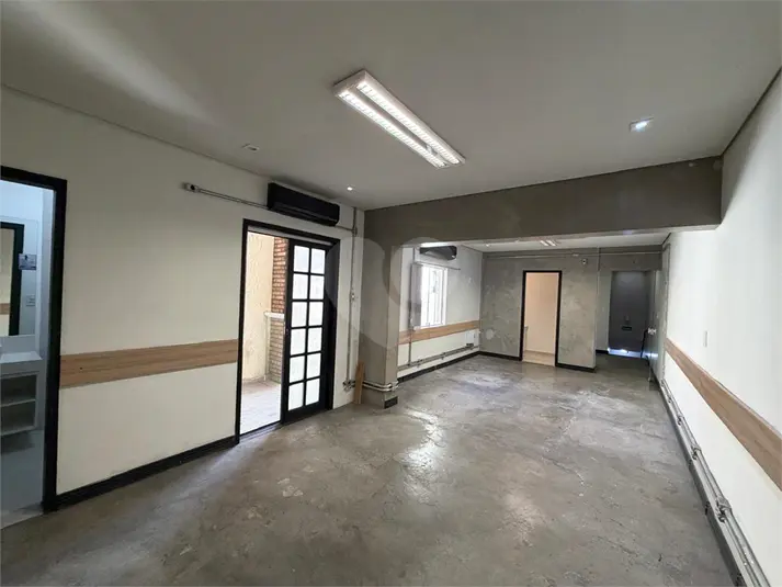 Sobrado com 4 quartos à venda ou para alugar em Santana – SP