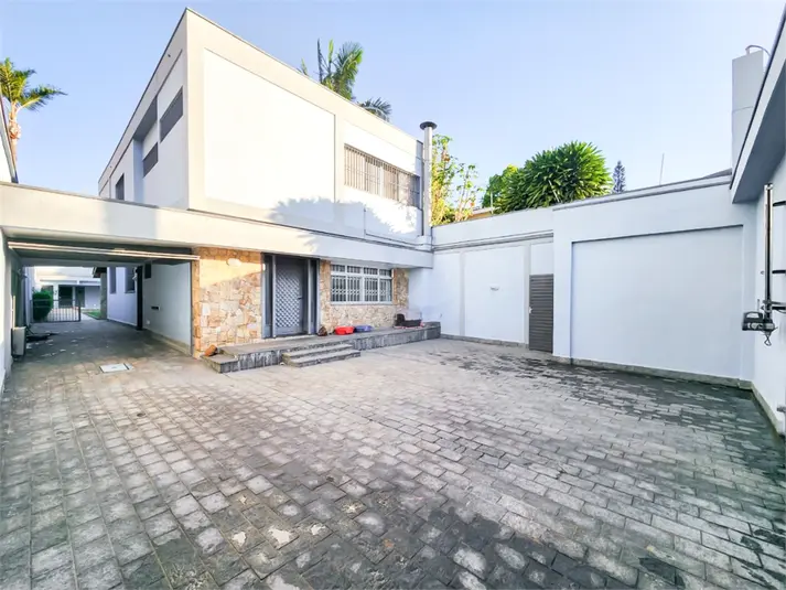Casa com 3 quartos à venda em Campo Belo – SP