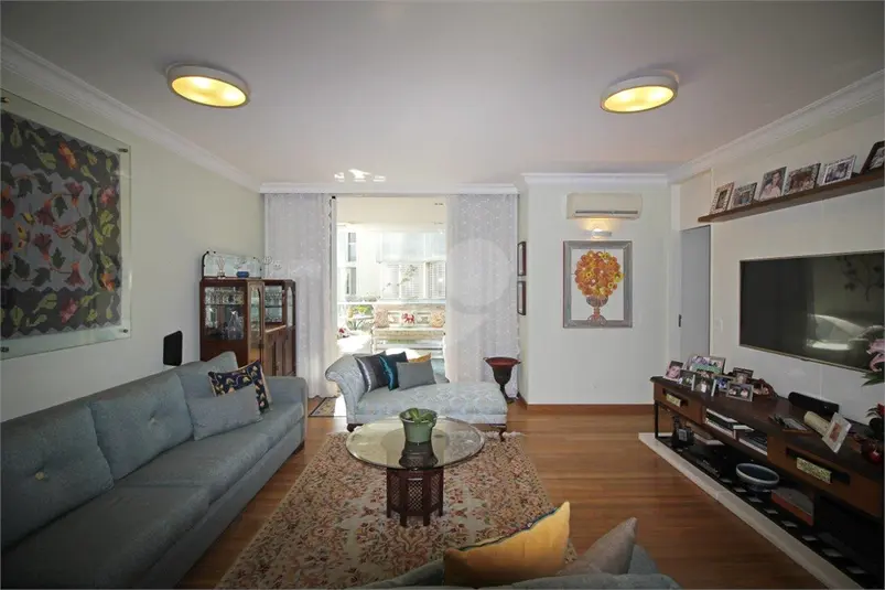 Apartamento com 3 quartos à venda em Alto de Pinheiros – SP