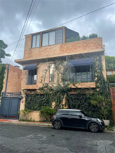 Casa de vila com 3 quartos à venda em Jardim América – SP