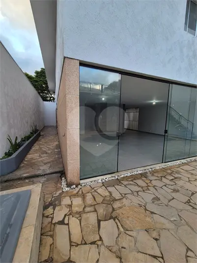 Sobrado com 5 quartos à venda ou para alugar em Alto de Pinheiros – SP