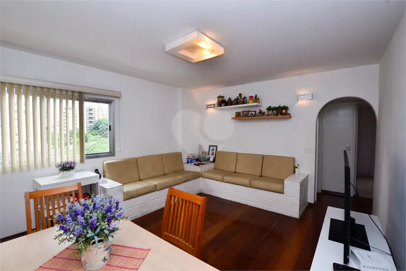 Apartamento com 3 quartos à venda em Moema – SP