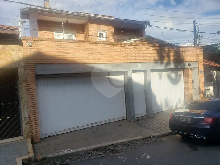 Sobrado com 4 quartos à venda em Tremembé – SP