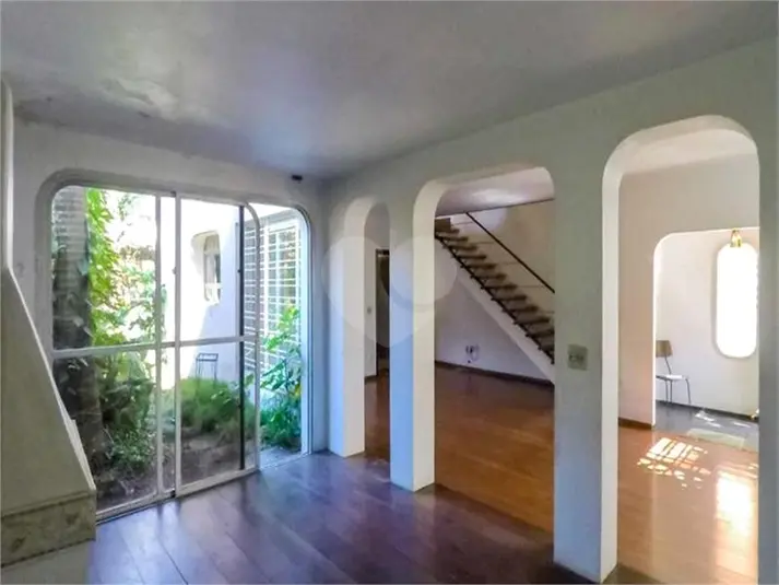 Casa com 4 quartos à venda em Vila Mariana – SP