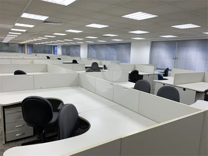 Lajes Corporativas à venda em Paraíso – SP