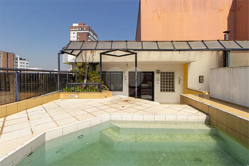 Cobertura com 2 quartos à venda em Moema – SP