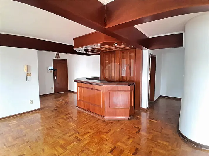 Apartamento com 5 quartos para alugar em Perdizes – SP