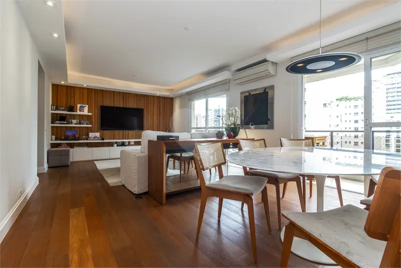 Apartamento com 4 quartos à venda em Vila Nova Conceição – SP