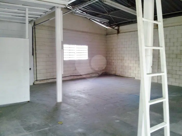 Galpão à venda ou para alugar em Perdizes – SP