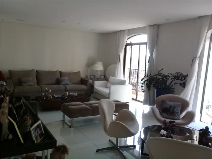Apartamento com 4 quartos à venda em Santana – SP