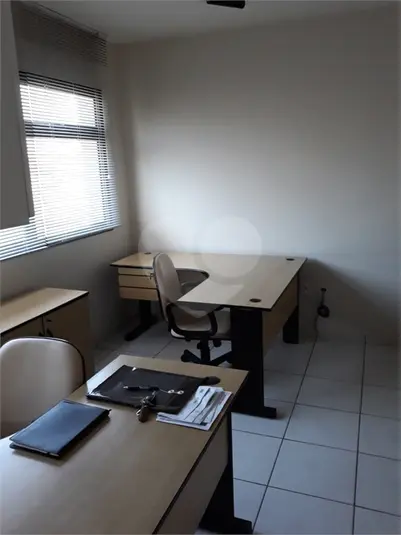 Salas à venda em Saúde – SP