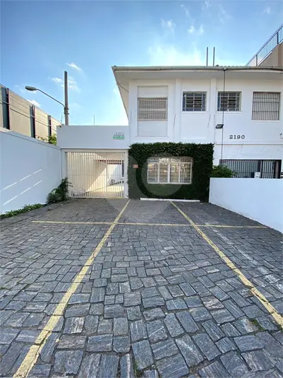 Sobrado à venda em Pompéia – SP