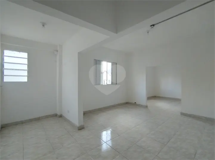 Salas com 1 quarto à venda ou para alugar em Santa Cecília – SP