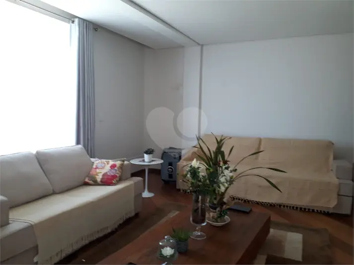 Casa com 3 quartos à venda em Pompéia – SP