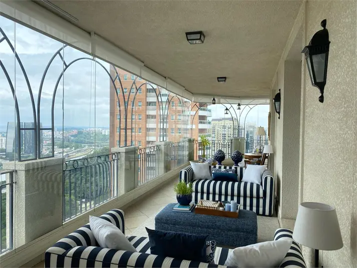 Apartamento com 3 quartos à venda em Panamby – SP