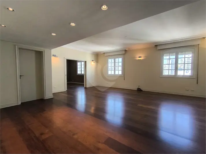 Apartamento com 4 quartos à venda em Jardim América – SP