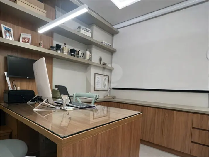 Salas à venda ou para alugar em Alto de Pinheiros – SP