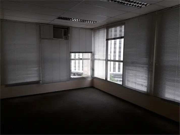 Salas para alugar em Centro – SP