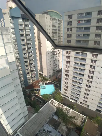 Salas com 1 quarto à venda ou para alugar em Pinheiros – SP
