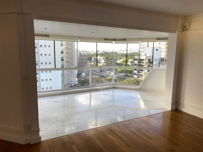 Apartamento com 3 quartos à venda em Moema – SP