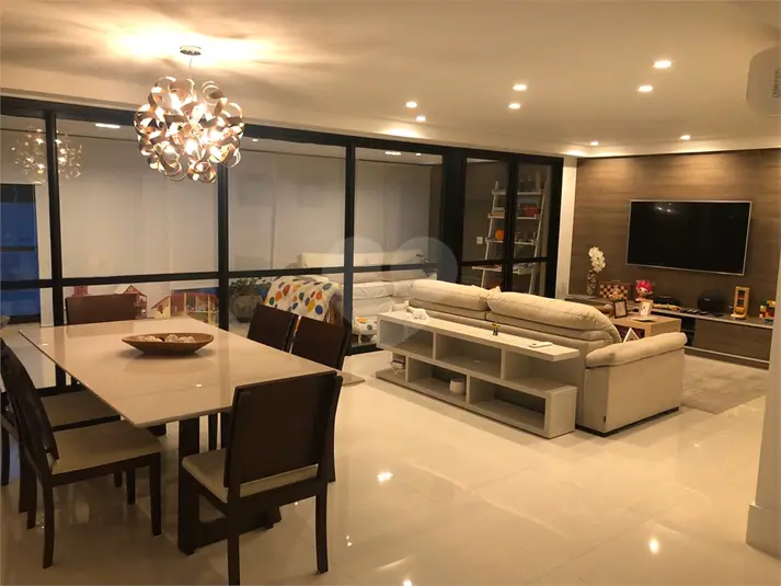 Apartamento com 3 quartos à venda em Moema – SP