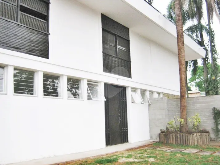Sobrado à venda em Butantã – SP