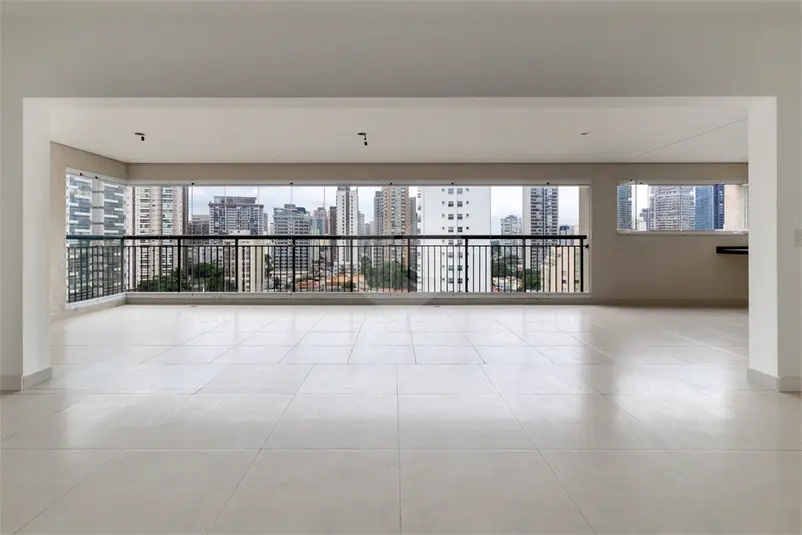 Apartamento com 4 quartos à venda em Santo Amaro – SP